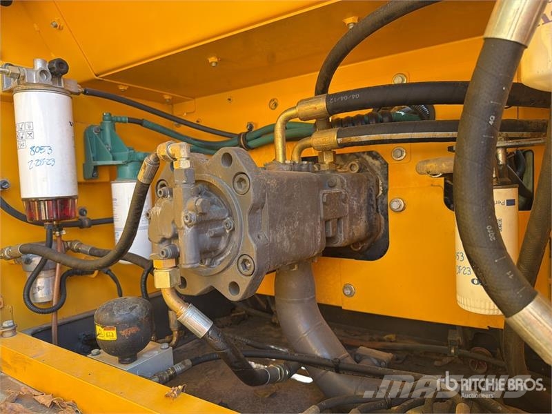 Volvo EC250DL Tracked Excavator Roomikekskavaatorid