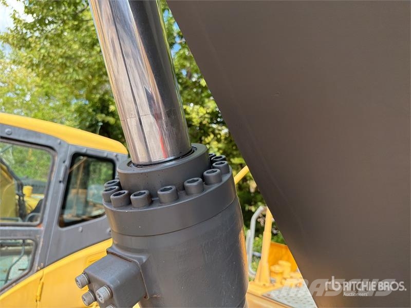 Volvo EC250DL Tracked Excavator Roomikekskavaatorid