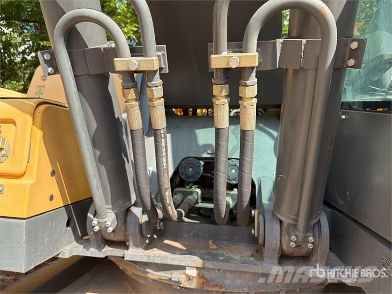Volvo EC250DL Tracked Excavator Roomikekskavaatorid