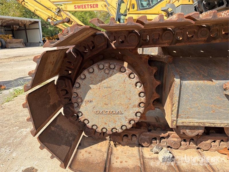 Volvo EC250DL Tracked Excavator Roomikekskavaatorid