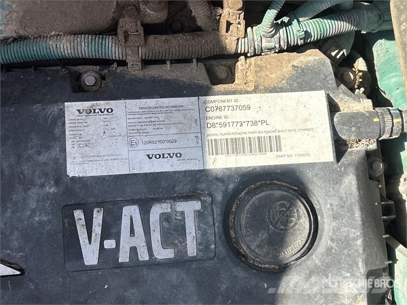 Volvo EC250E Tracked Excavator (Inoperable) Beltegraver