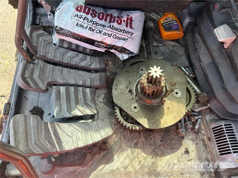 Volvo EC250E Tracked Excavator (Inoperable) Beltegraver