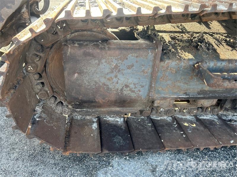 Volvo EC250E Tracked Excavator (Inoperable) Beltegraver