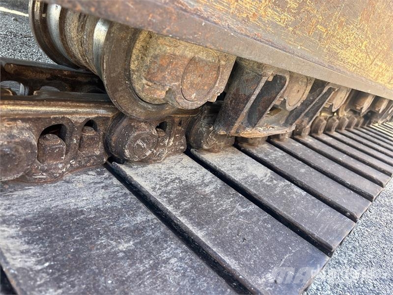 Volvo EC250E Tracked Excavator Roomikekskavaatorid