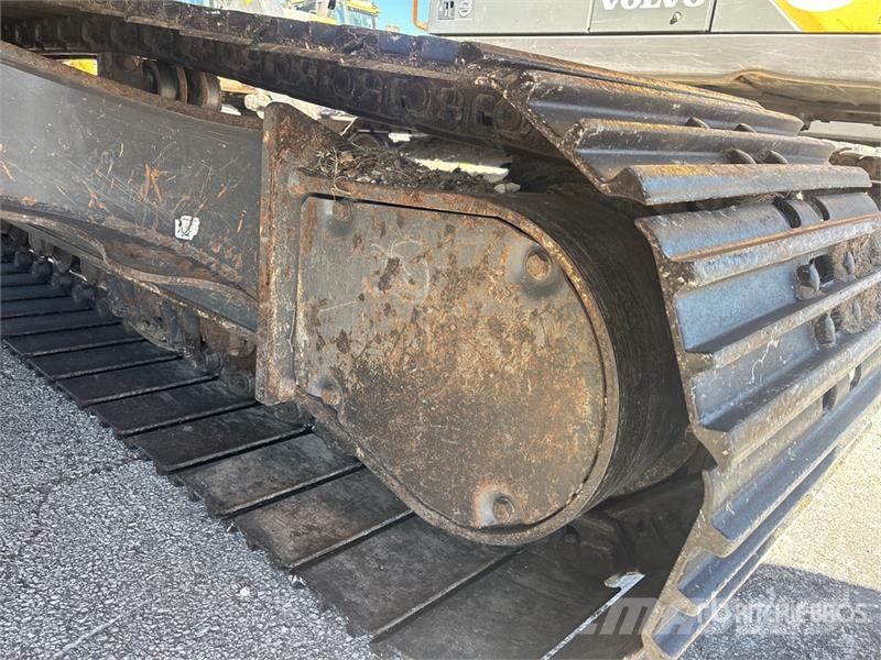 Volvo EC250E Tracked Excavator Roomikekskavaatorid