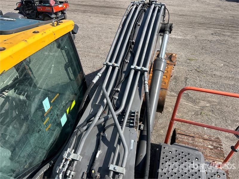 Volvo EC250E Tracked Excavator (Inoperable) Beltegraver