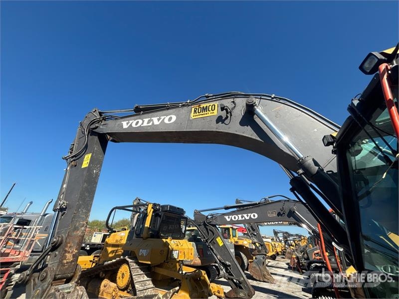 Volvo EC250E Tracked Excavator Roomikekskavaatorid