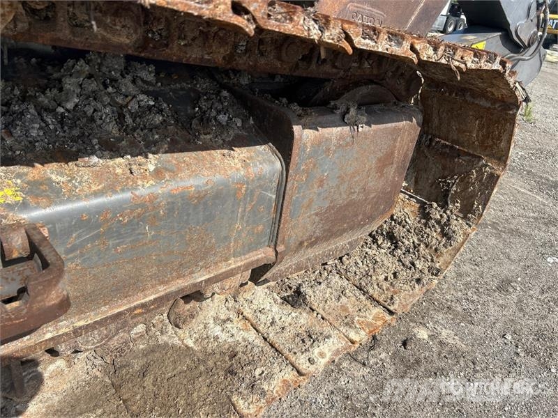 Volvo EC250E Tracked Excavator (Inoperable) Beltegraver