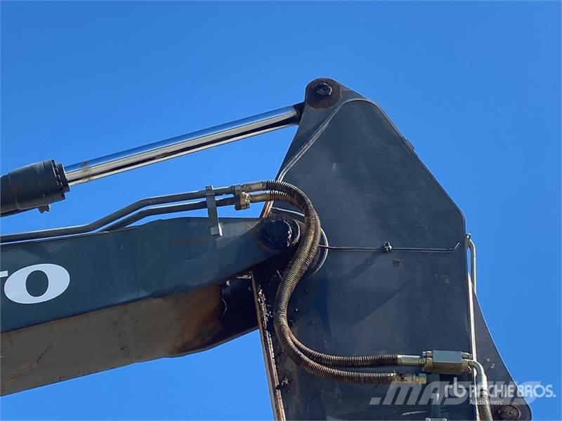 Volvo EC250ELR Tracked Excavator Bagri goseničarji