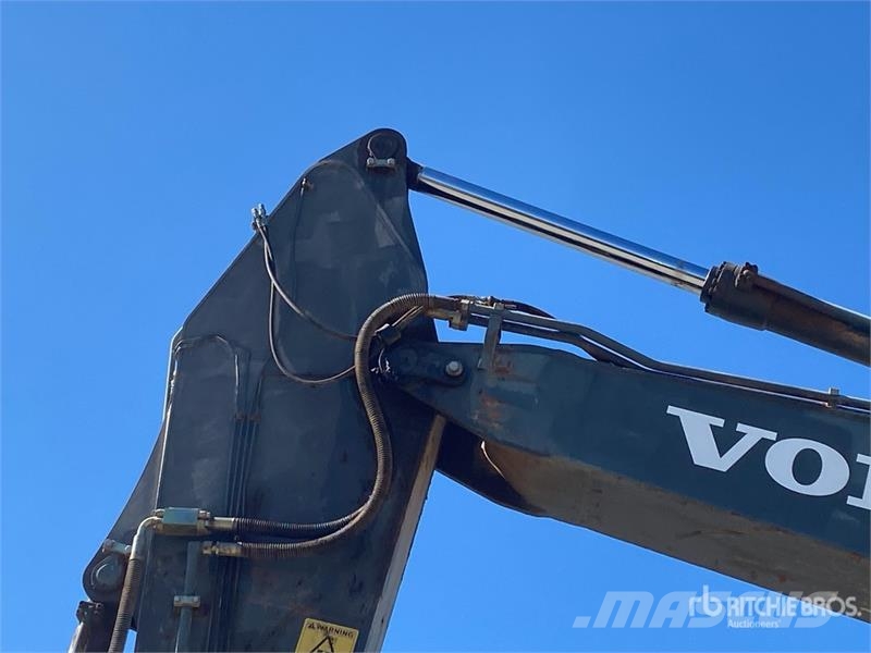Volvo EC250ELR Tracked Excavator Bagri goseničarji