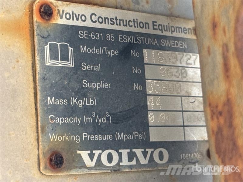 Volvo EC25BKT12 12 in Digging Excavator Bucket Schaufeln