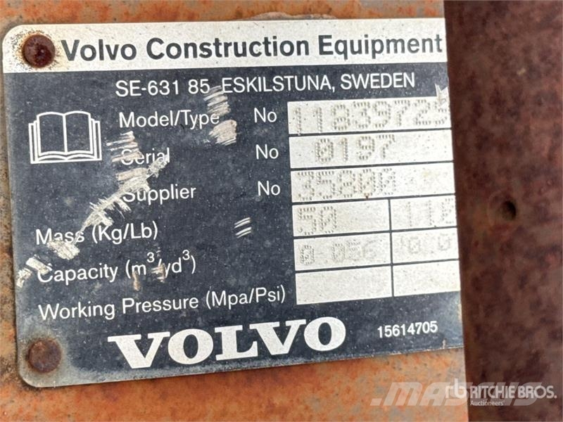 Volvo EC25BKT16 15 in Digging Excavator Bucket Schaufeln