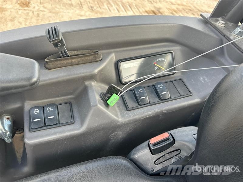 Volvo EC27D Mini Excavator Mini bagri <7t