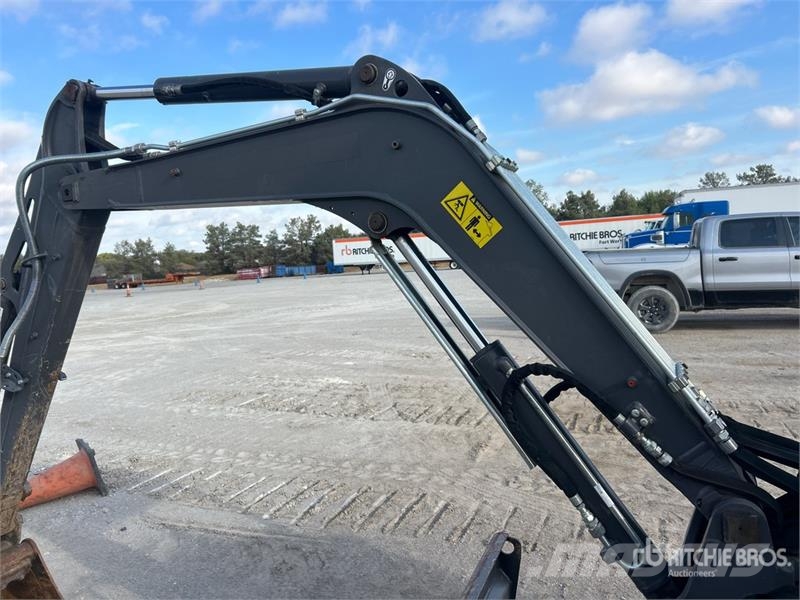 Volvo EC27D Mini Excavator Mini bagri <7t