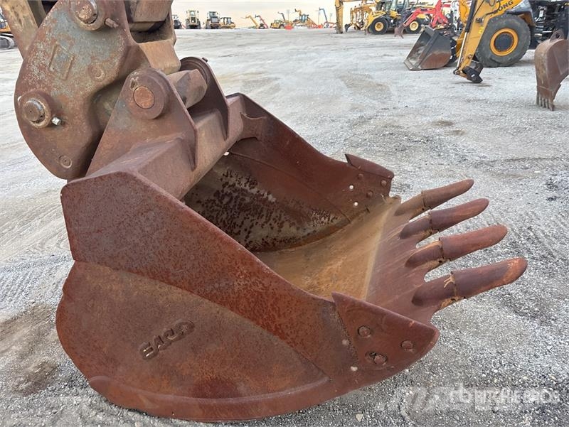 Volvo EC300DL Tracked Excavator Gravemaskiner på larvebånd