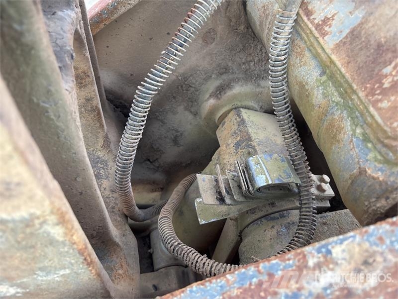 Volvo EC300DL Tracked Excavator Gravemaskiner på larvebånd