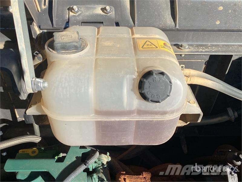 Volvo EC300EL Tracked Excavator Гусеничні екскаватори
