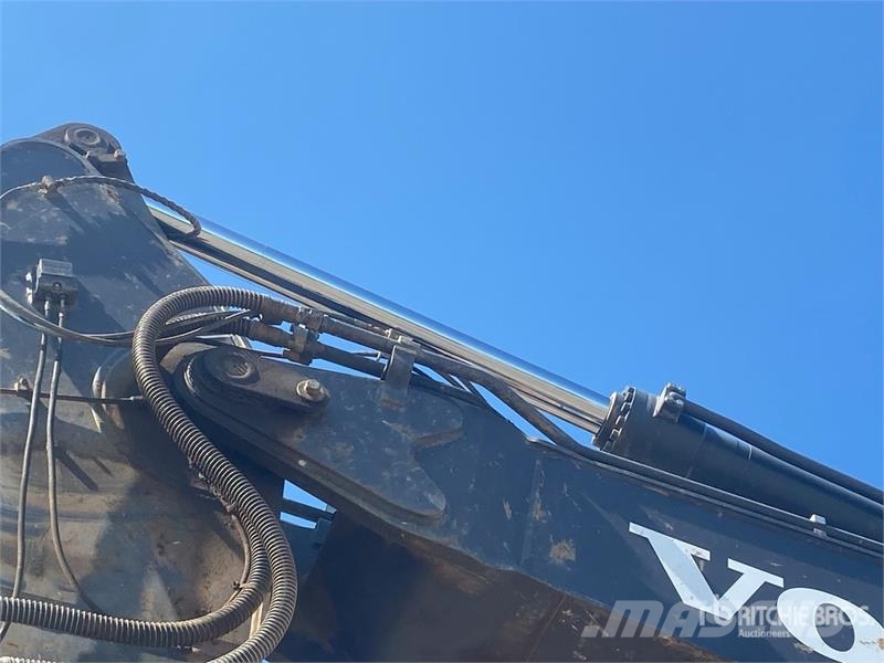 Volvo EC300EL Tracked Excavator Bageri gusjeničari