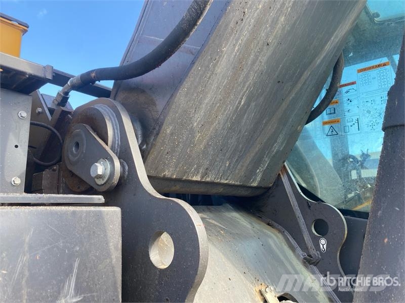 Volvo EC300EL Tracked Excavator Гусеничні екскаватори