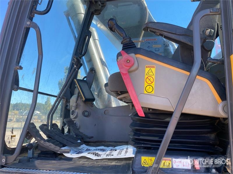 Volvo EC300EL Tracked Excavator 대형 굴삭기 29톤 이상