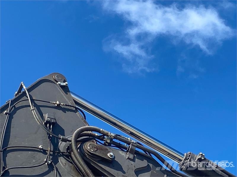 Volvo EC300EL Tracked Excavator Гусеничні екскаватори