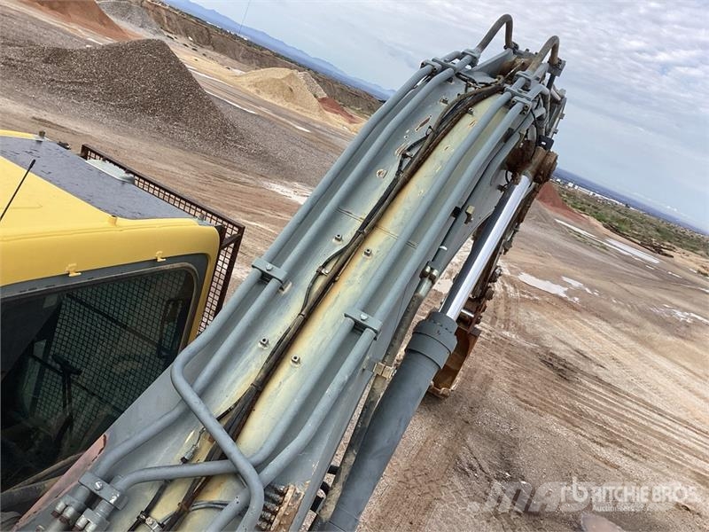 Volvo EC330B LC Tracked Excavator Gravemaskiner på larvebånd