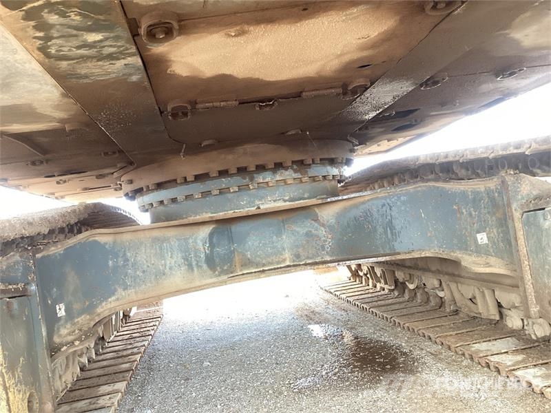 Volvo EC330B LC Tracked Excavator Gravemaskiner på larvebånd