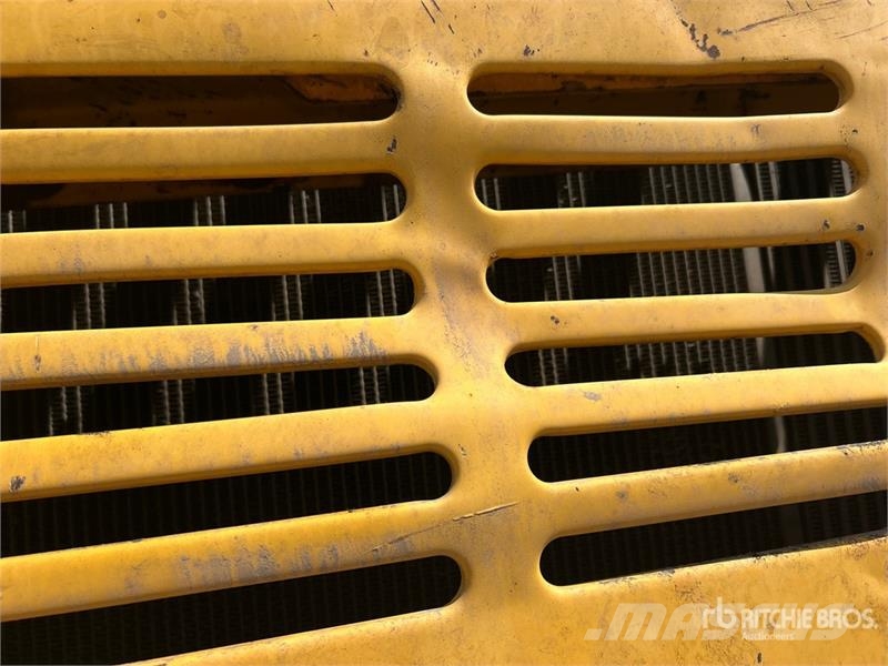 Volvo EC330BLC Roomikekskavaatorid