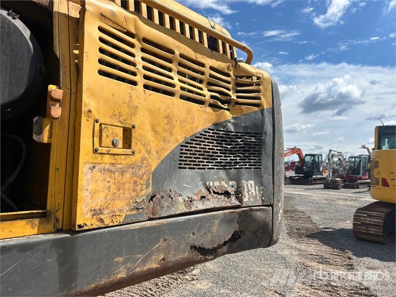 Volvo EC330BLC Roomikekskavaatorid