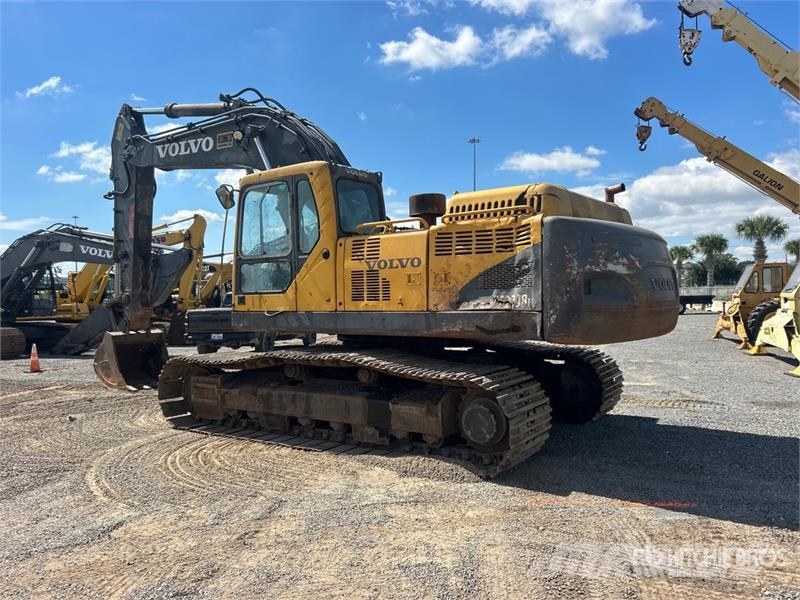 Volvo EC330BLC Roomikekskavaatorid