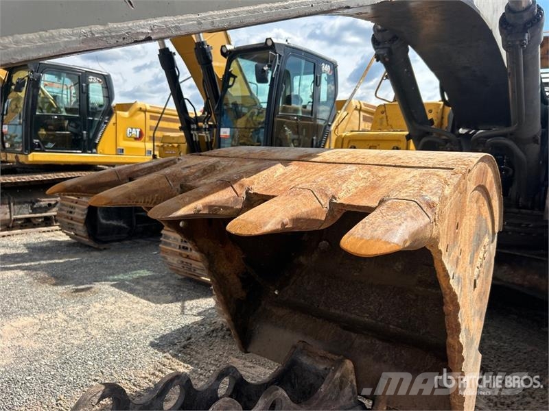 Volvo EC330BLC Roomikekskavaatorid