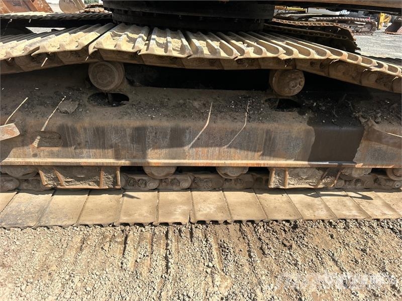 Volvo EC330BLC Roomikekskavaatorid