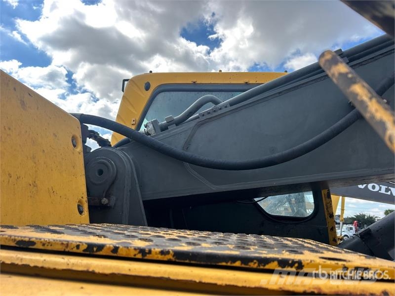 Volvo EC330BLC Roomikekskavaatorid