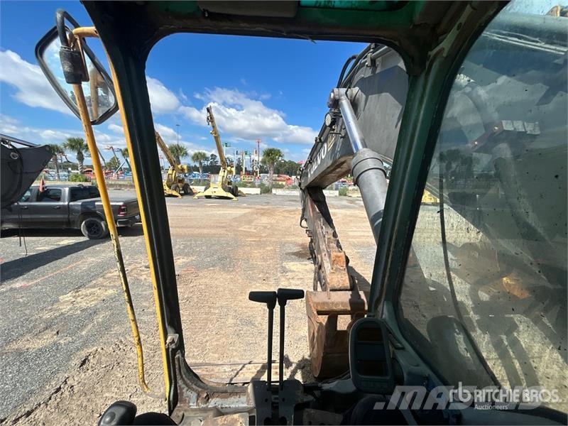Volvo EC330BLC Roomikekskavaatorid
