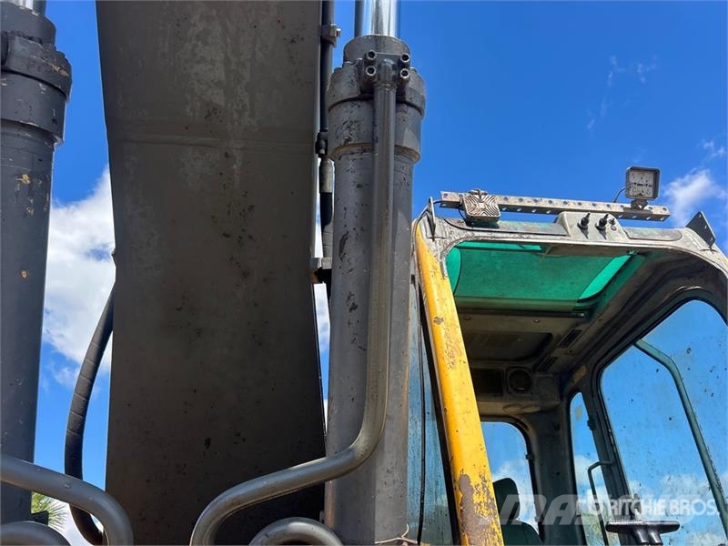 Volvo EC330BLC Roomikekskavaatorid
