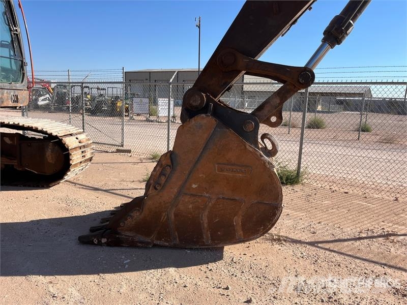 Volvo EC350EL Tracked Excavator Roomikekskavaatorid