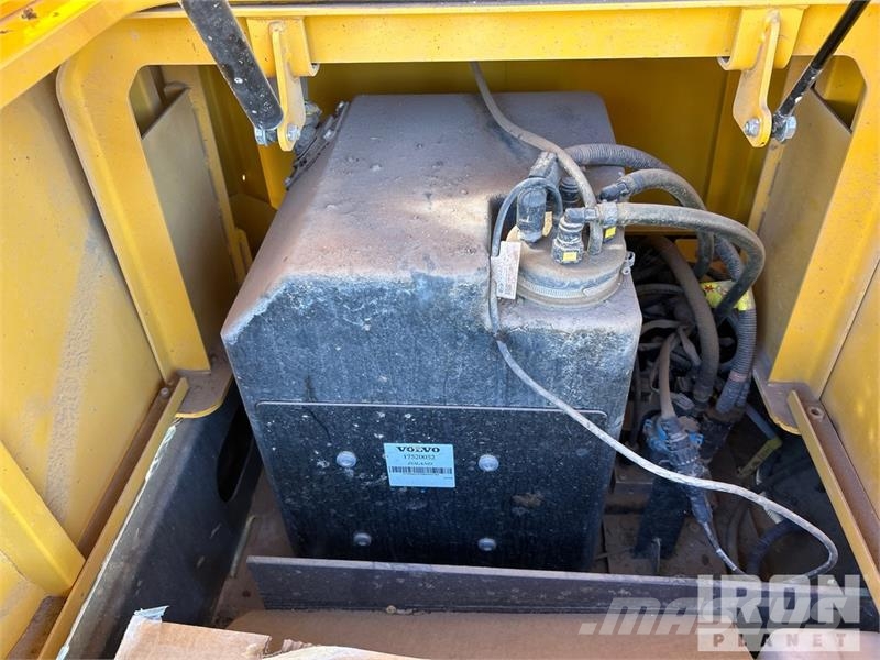 Volvo EC350EL Tracked Excavator Raupenbagger
