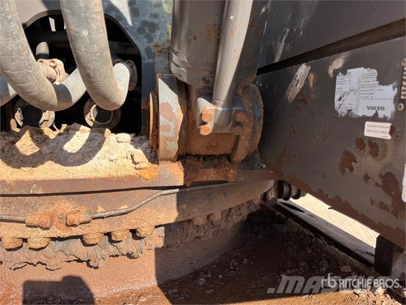 Volvo EC350EL Tracked Excavator Roomikekskavaatorid