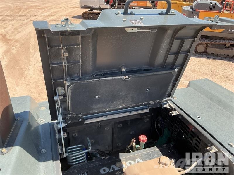 Volvo EC350EL Tracked Excavator Raupenbagger