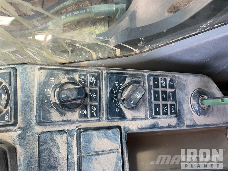 Volvo EC350EL Tracked Excavator Raupenbagger