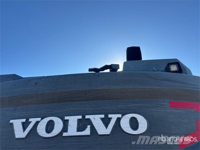 Volvo EC380E Tracked Excavator Lánctalpas kotrók
