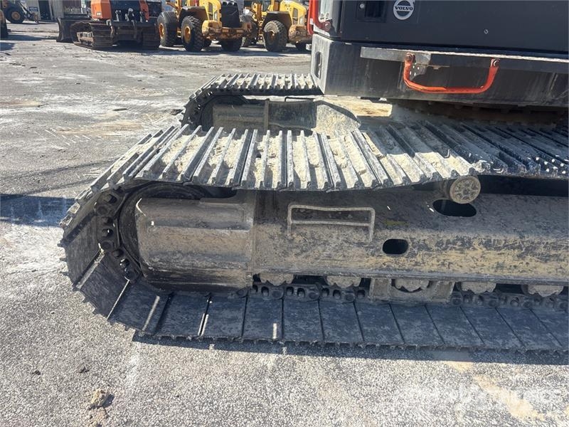 Volvo EC380E Tracked Excavator Roomikekskavaatorid