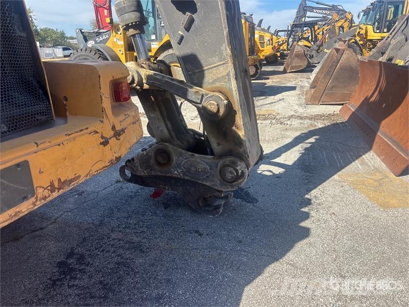 Volvo EC380E Tracked Excavator Roomikekskavaatorid