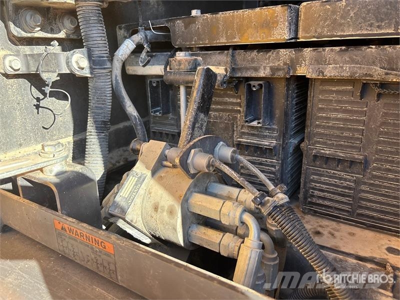 Volvo EC380E Tracked Excavator Lánctalpas kotrók