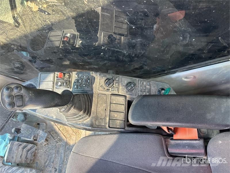 Volvo EC380E Tracked Excavator Lánctalpas kotrók