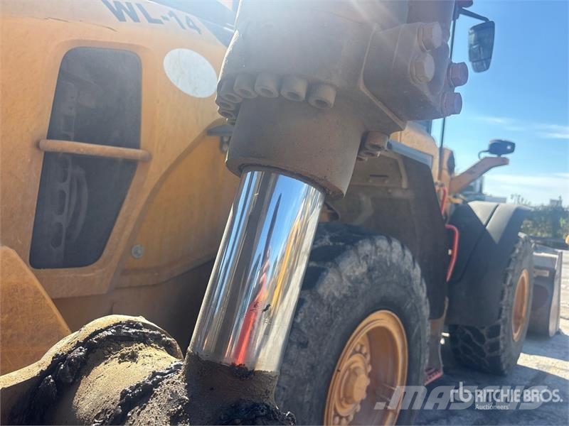 Volvo EC380E Tracked Excavator Roomikekskavaatorid