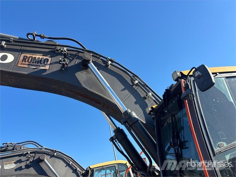 Volvo EC380E Tracked Excavator Lánctalpas kotrók