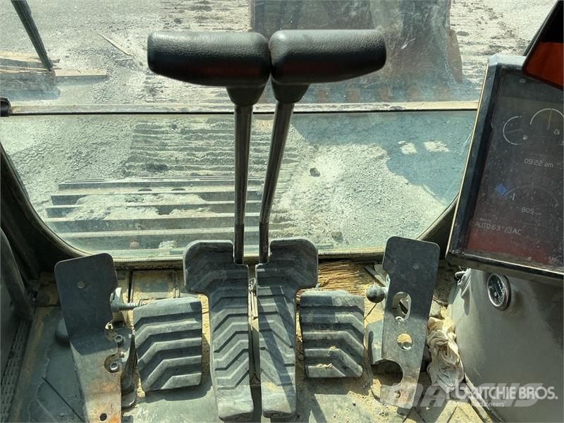 Volvo EC380EL Tracked Excavator Beltegraver