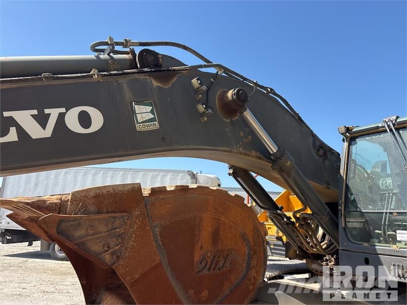 Volvo EC480EL Tracked Excavator Lánctalpas kotrók