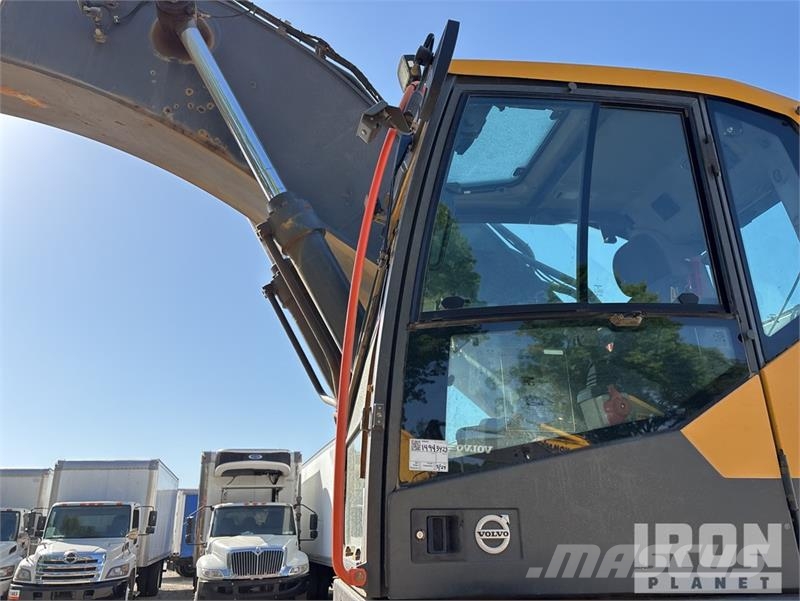 Volvo EC480EL Tracked Excavator Lánctalpas kotrók
